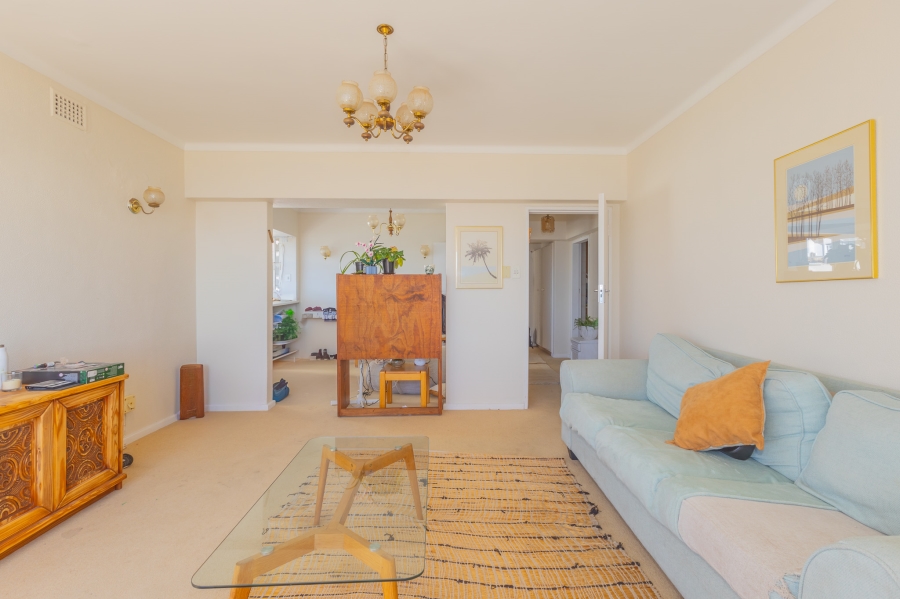 2 Bedroom Property for Sale in Sea Point Western Cape